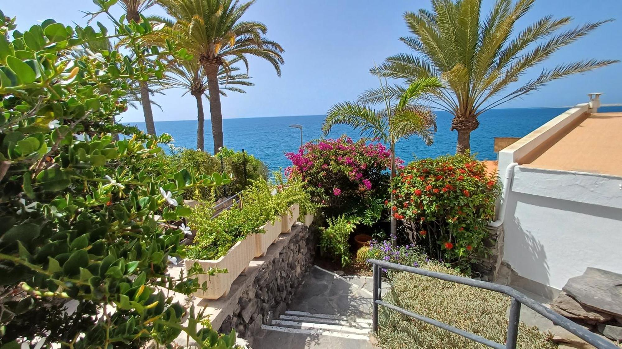 Bungalow Uno - Front Line Of Ocean San Bartolome de Tirajana  Exterior photo