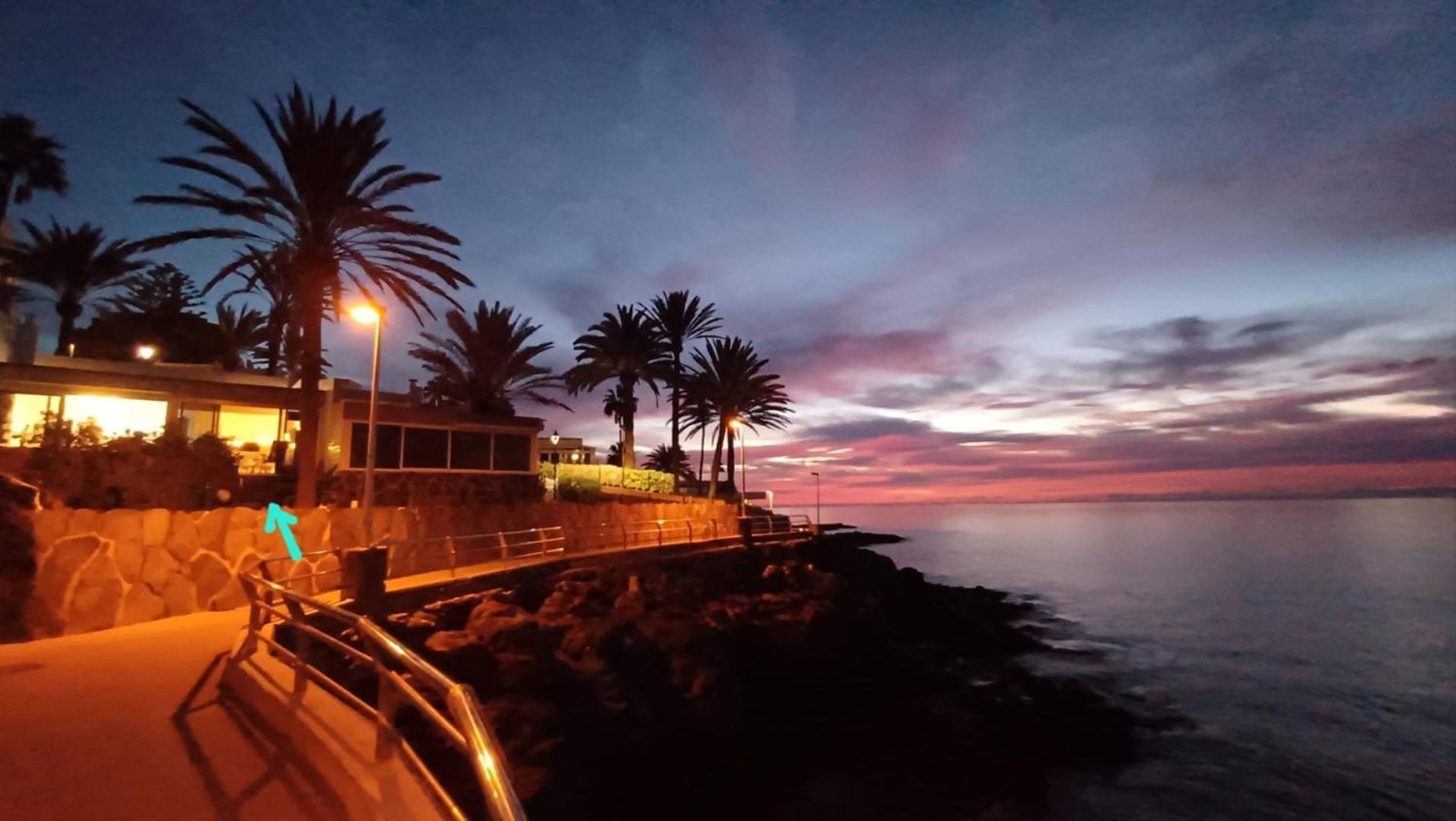 Bungalow Uno - Front Line Of Ocean San Bartolome de Tirajana  Exterior photo